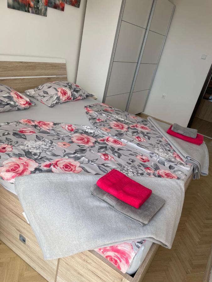 Casa Estancia Apartment Njivice Bagian luar foto